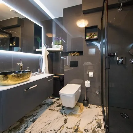 아파트 Luxury Edi