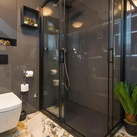 아파트 Luxury Edi